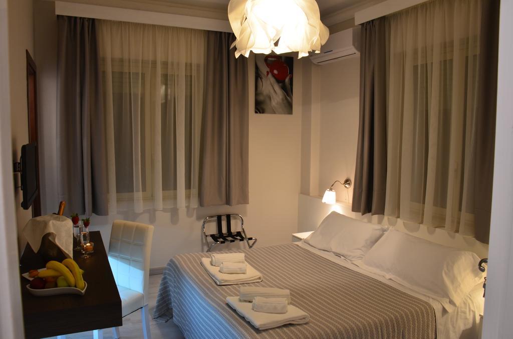 Athena Charming Rooms 타오르미나 외부 사진